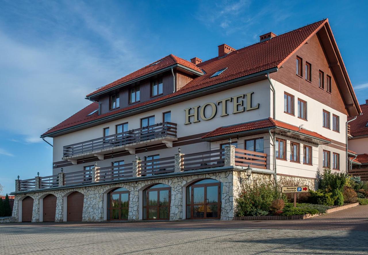 Hotel Lokietek Чайовіце Екстер'єр фото